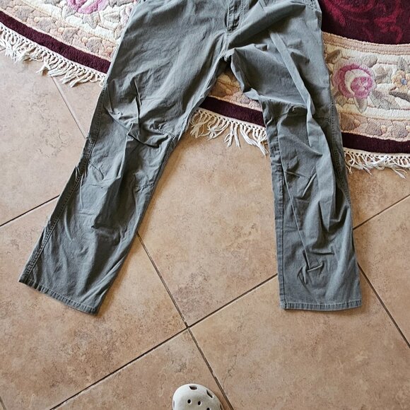 5 pair Kuhl Revolvr  40x34 pants - Picture 5 of 6